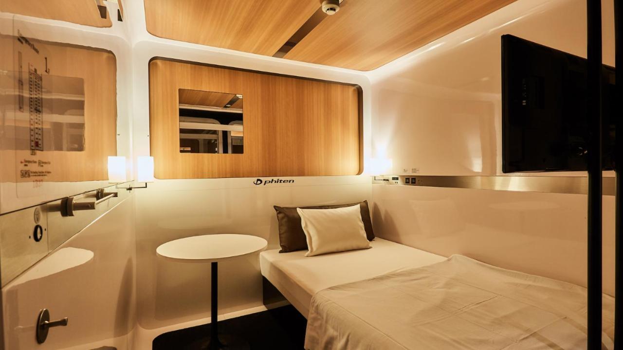 First Cabin Nishi Umeda Ōsaka Exterior foto